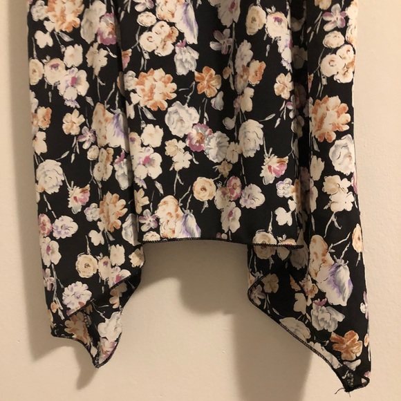 Ambiance light flowy sleeveless floral dress - Picture 6 of 9